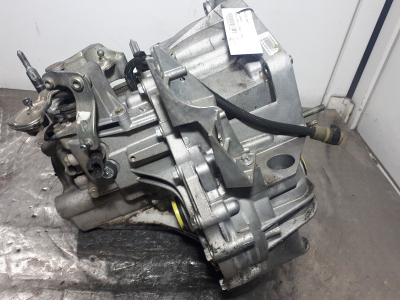 Recambio de caja cambios para renault scenic ii i- music referencia OEM IAM ND0002  
