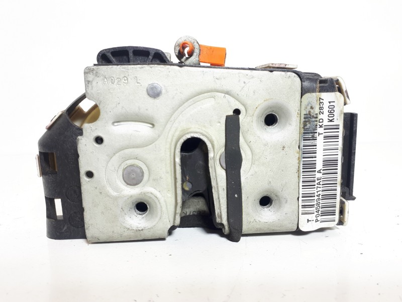 Recambio de cerradura puerta delantera izquierda para chrysler grand voyager lx referencia OEM IAM P04589417AE  