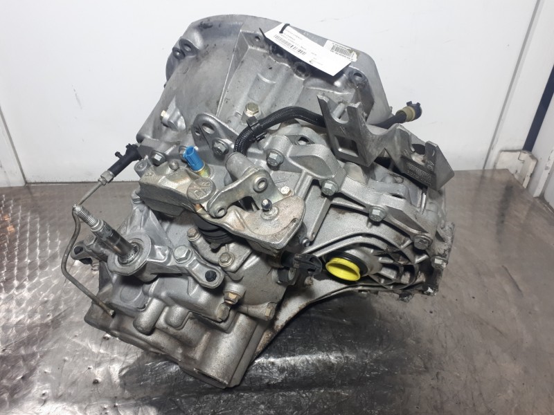 Recambio de caja cambios para renault scenic ii i- music referencia OEM IAM ND0002  