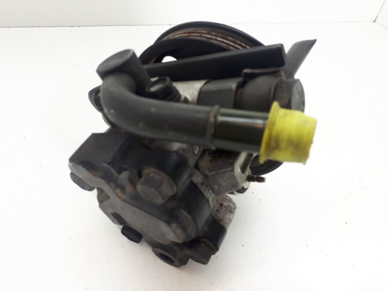 Recambio de bomba direccion para kia shuma ii 1.6 ls 4 berlina referencia OEM IAM 0K2N132000 2H09 