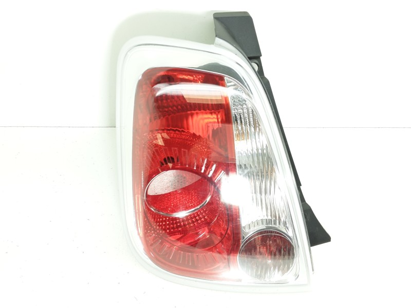 Recambio de piloto trasero izquierdo para fiat 500 referencia OEM IAM   