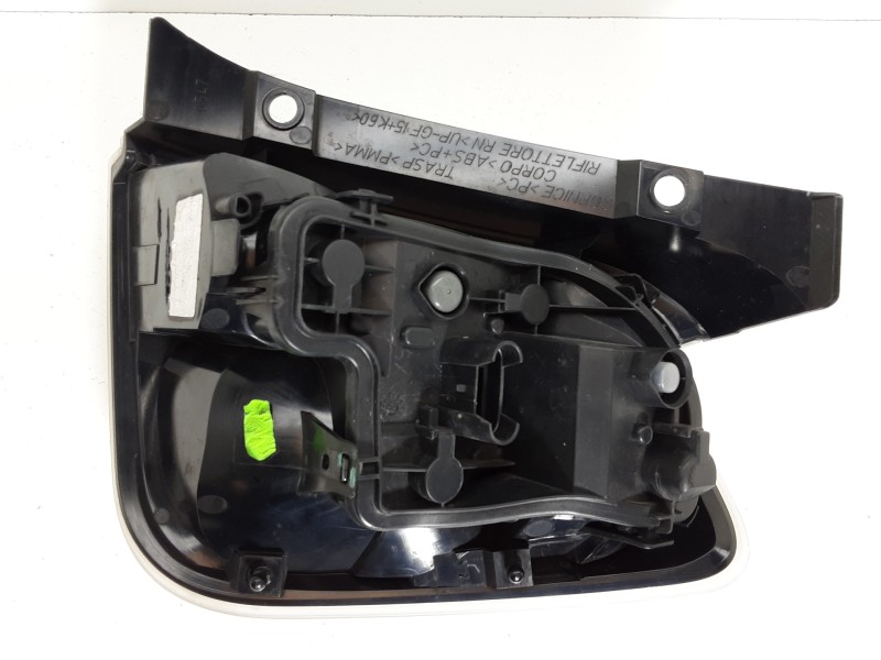 Recambio de piloto trasero izquierdo para fiat 500 referencia OEM IAM   