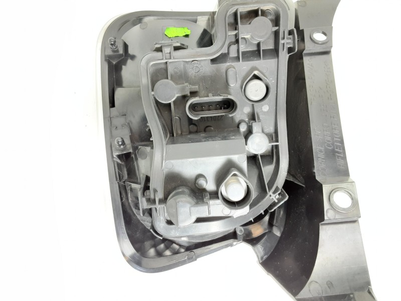 Recambio de piloto trasero izquierdo para fiat 500 referencia OEM IAM   