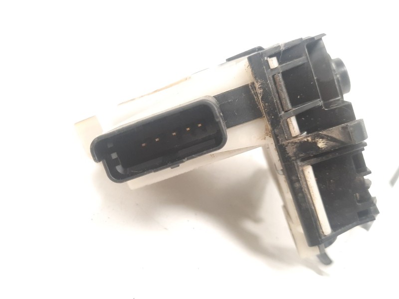 Recambio de cerradura puerta delantera derecha para peugeot 208 i (ca_, cc_) 1.6 hdi / bluehdi 75 referencia OEM IAM 9812500780 