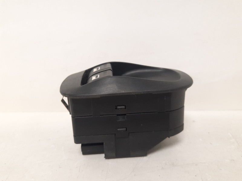 Recambio de mando elevalunas delantero izquierdo para peugeot 206+ básico referencia OEM IAM 6552WQ  