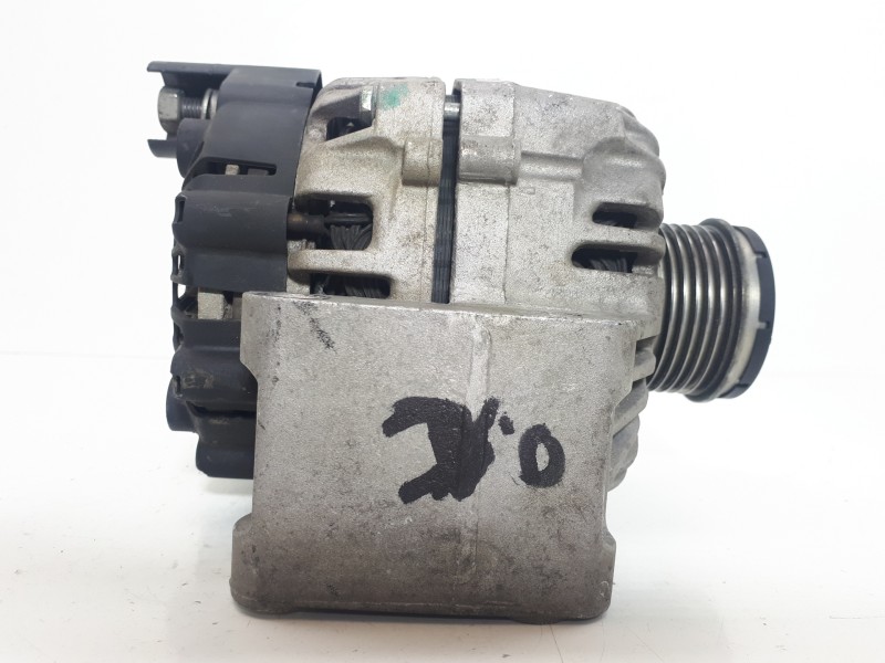 Recambio de alternador para opel corsa c corsavan referencia OEM IAM 95520871 TG9S011 