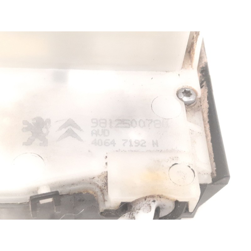 Recambio de cerradura puerta delantera derecha para peugeot 208 i (ca_, cc_) 1.6 hdi / bluehdi 75 referencia OEM IAM 9812500780 
