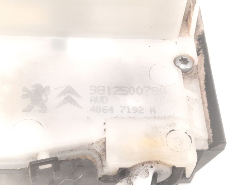 Recambio de cerradura puerta delantera derecha para peugeot 208 i (ca_, cc_) 1.6 hdi / bluehdi 75 referencia OEM IAM 9812500780 