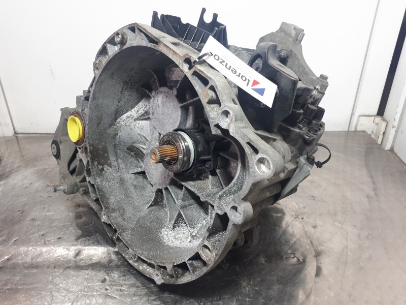 Recambio de caja cambios para volvo v50 familiar 2.0 d kinetic referencia OEM IAM 6M5R7002CA T1GB1 