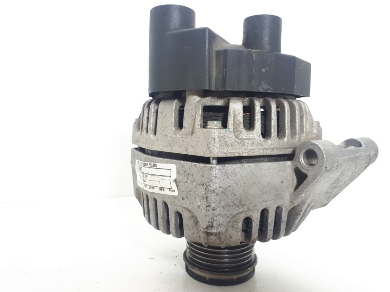 Recambio de alternador para opel corsa c corsavan referencia OEM IAM 95520871 TG9S011 