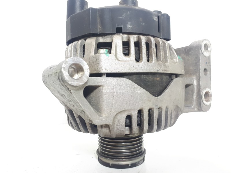 Recambio de alternador para opel corsa c corsavan referencia OEM IAM 95520871 TG9S011 