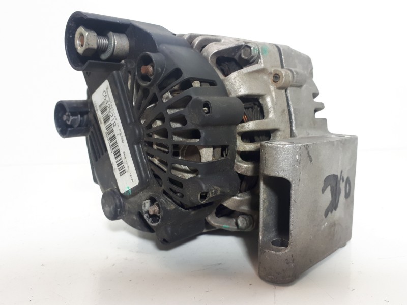 Recambio de alternador para opel corsa c corsavan referencia OEM IAM 95520871 TG9S011 