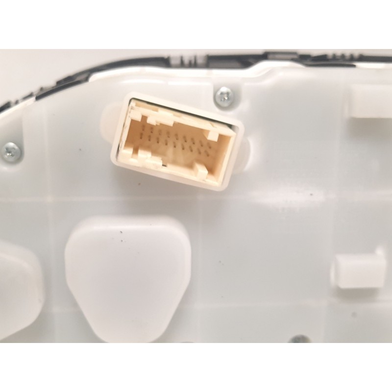 Recambio de cuadro instrumentos para peugeot 208 i (ca_, cc_) 1.6 hdi / bluehdi 75 referencia OEM IAM 9725986680  