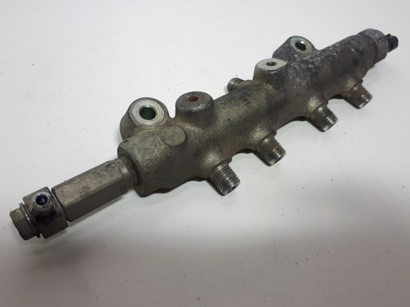 Recambio de rampa inyectora para mazda 6 lim. (gh) 2.0 crtd 140cv active (5-ptas.) referencia OEM IAM   