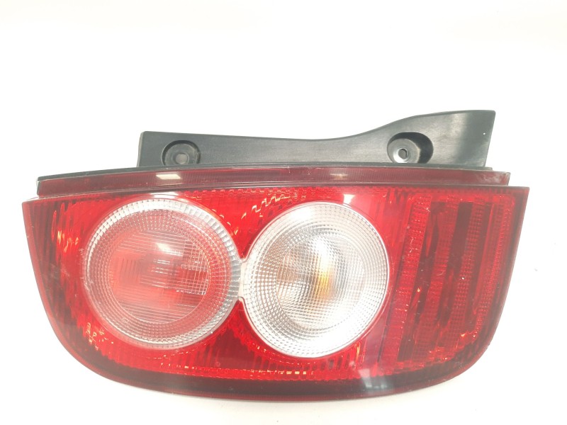 Recambio de piloto trasero izquierdo para nissan micra (k12e) acenta referencia OEM IAM   