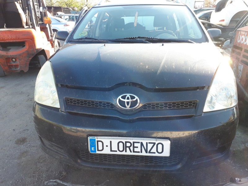 toyota corolla verso (r1) del año 2004