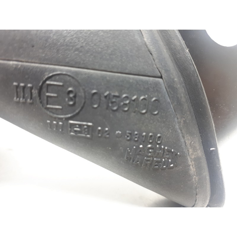 Recambio de retrovisor izquierdo para fiat doblo i cargo 1.3 jtd basis furgón techo alto referencia OEM IAM 01581001  
