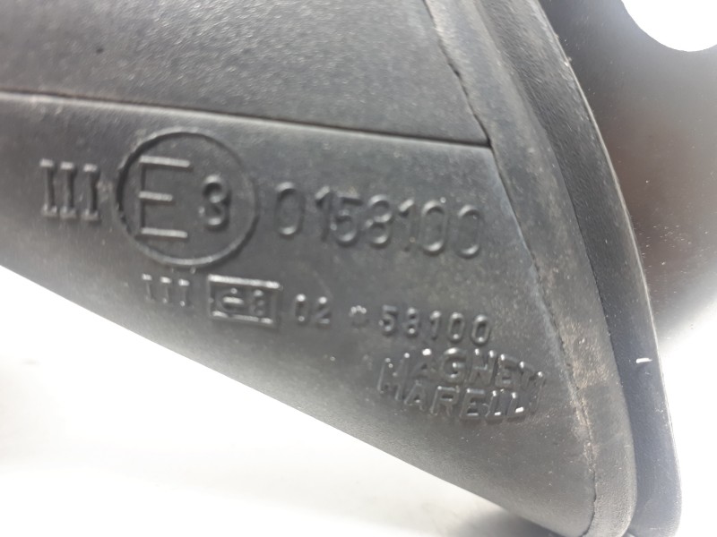 Recambio de retrovisor izquierdo para fiat doblo i cargo 1.3 jtd basis furgón techo alto referencia OEM IAM 01581001  