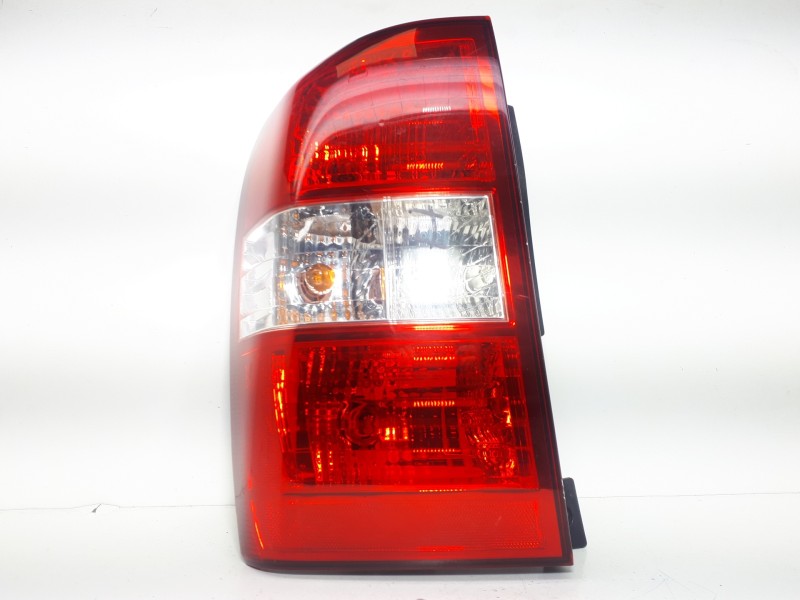 Recambio de piloto trasero izquierdo para kia carnival 2.2 crdi vgt active referencia OEM IAM 924014D1  