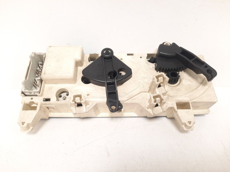 Recambio de mando calefaccion / aire acondicionado para renault megane i fase 2 berlina (ba0) 1.9 dti diesel referencia OEM IAM 