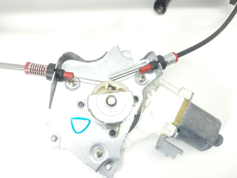 Recambio de elevalunas delantero derecho para nissan micra (k12e) acenta referencia OEM IAM 80700BC40B 0130822203 