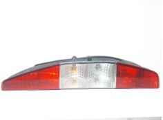 Recambio de piloto trasero derecho para fiat doblo i cargo 1.3 jtd basis furgón techo alto referencia OEM IAM 40600748  