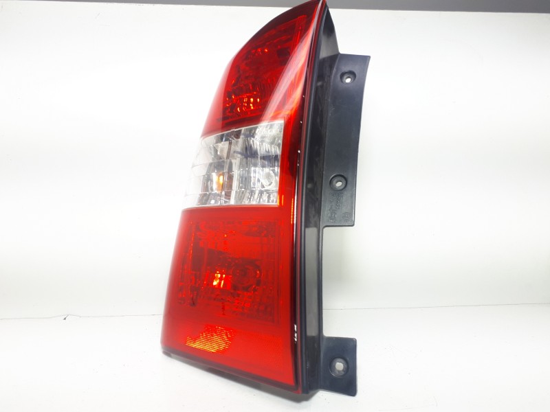 Recambio de piloto trasero izquierdo para kia carnival 2.2 crdi vgt active referencia OEM IAM 924014D1  