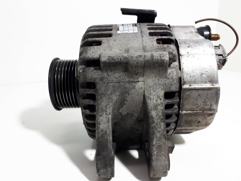 Recambio de alternador para kia sorento 2.5 crdi active referencia OEM IAM 373004A300 021319212 110A