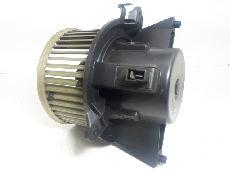 Recambio de motor calefaccion para fiat doblo i cargo 1.3 jtd basis furgón techo alto referencia OEM IAM 141730600  