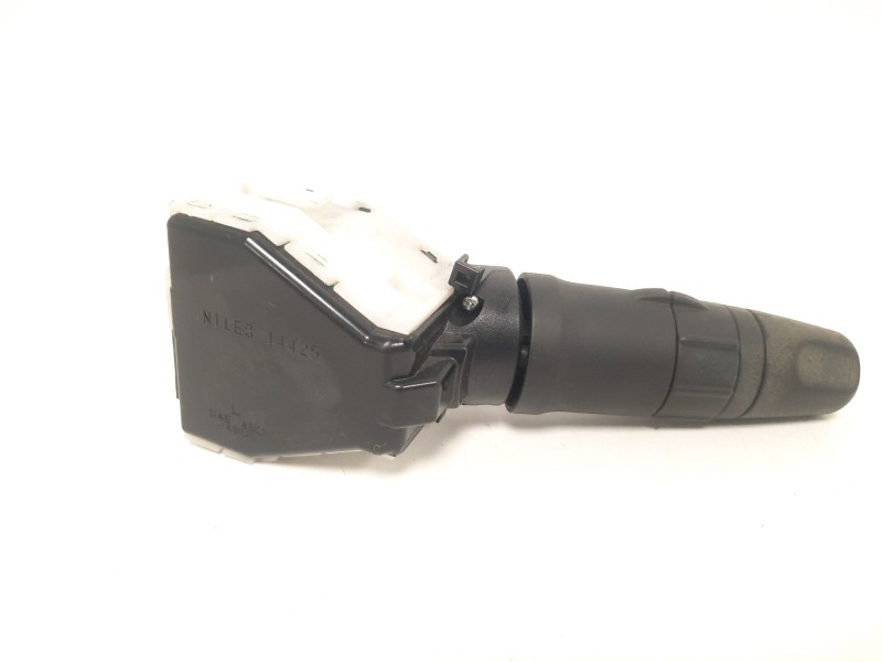 Recambio de mando luces para nissan micra (k12e) acenta referencia OEM IAM 25560AX786 8329SN 