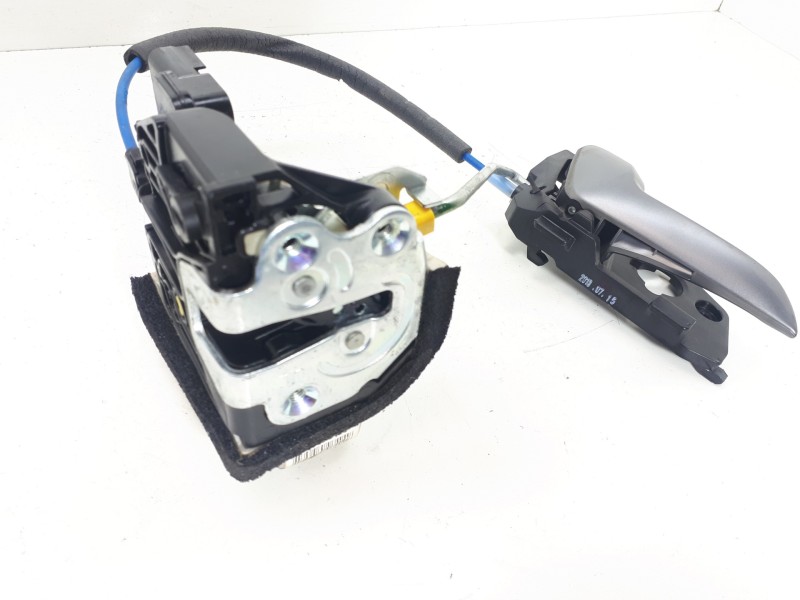 Recambio de cerradura puerta trasera izquierda para kia rio basic referencia OEM IAM   