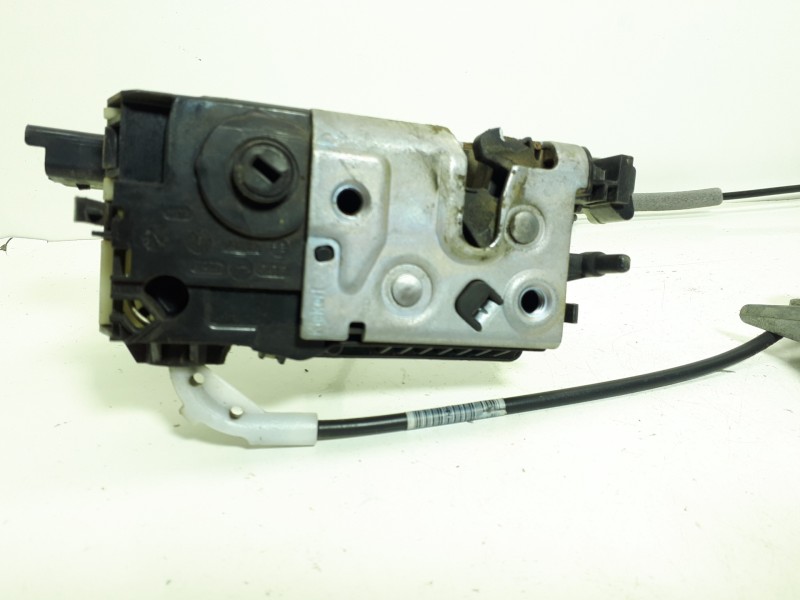 Recambio de cerradura puerta delantera izquierda para peugeot 208 active referencia OEM IAM   