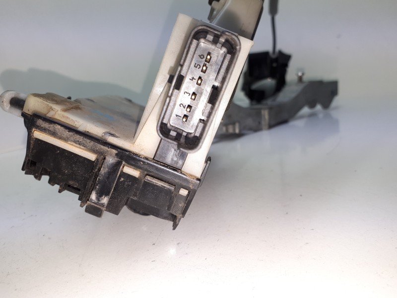 Recambio de cerradura puerta delantera izquierda para peugeot 208 active referencia OEM IAM   