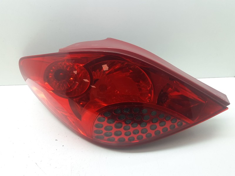 Recambio de piloto trasero izquierdo para peugeot 207 xs referencia OEM IAM   