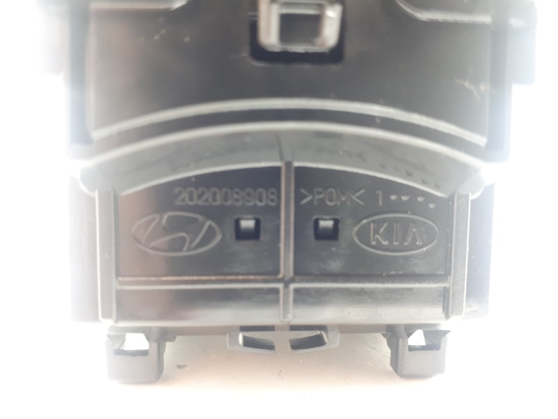 Recambio de mando limpia para kia rio basic referencia OEM IAM 202008908  