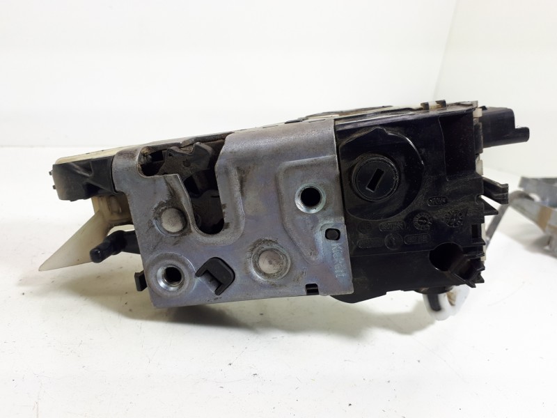 Recambio de cerradura puerta delantera derecha para peugeot 208 active referencia OEM IAM   