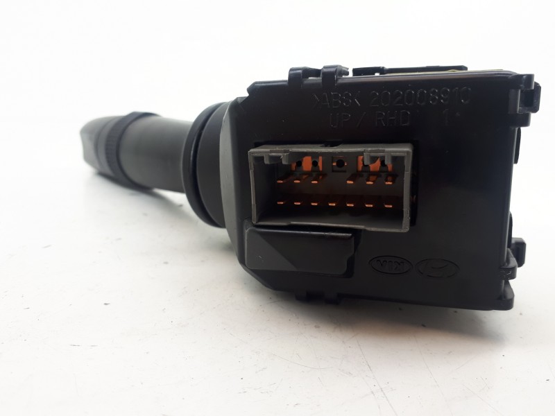 Recambio de mando limpia para kia rio basic referencia OEM IAM 202008908  