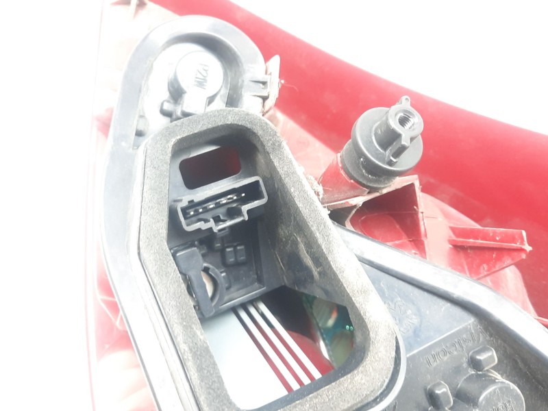 Recambio de piloto trasero izquierdo para peugeot 207 xs referencia OEM IAM   