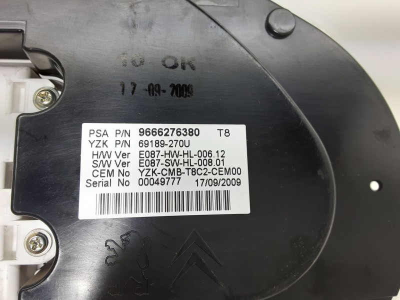 Recambio de cuadro instrumentos para peugeot 5008 confort referencia OEM IAM 9666276380 9666247580 