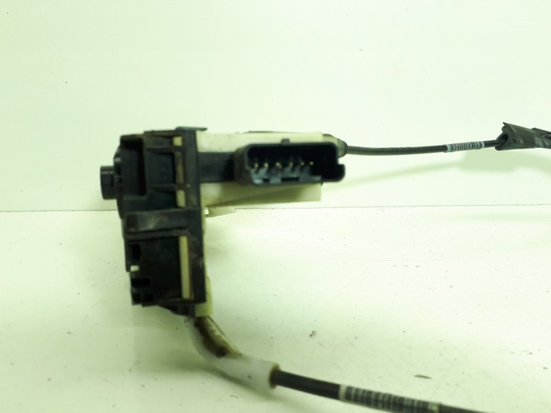 Recambio de cerradura puerta delantera derecha para peugeot 208 active referencia OEM IAM   