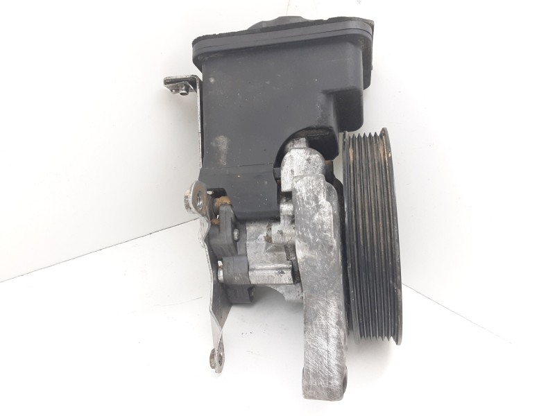 Recambio de bomba direccion para bmw serie 5 berlina (e60) 525d referencia OEM IAM 7693974101  
