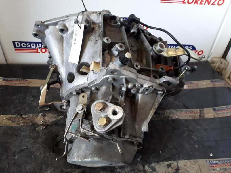 Recambio de caja cambios para citroën xsara berlina 1.9 d sx referencia OEM IAM 20DL22  