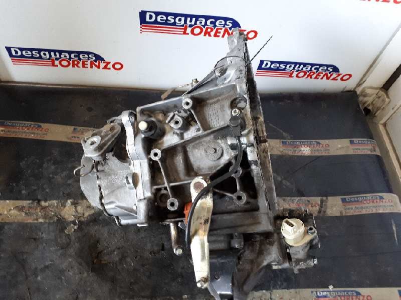 Recambio de caja cambios para citroën xsara berlina 1.9 d sx referencia OEM IAM 20DL22  