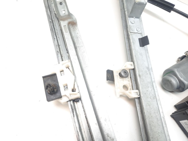 Recambio de elevalunas delantero derecho para citroën c4 grand picasso i (ua_) 1.6 hdi referencia OEM IAM 9682495580 400964E 