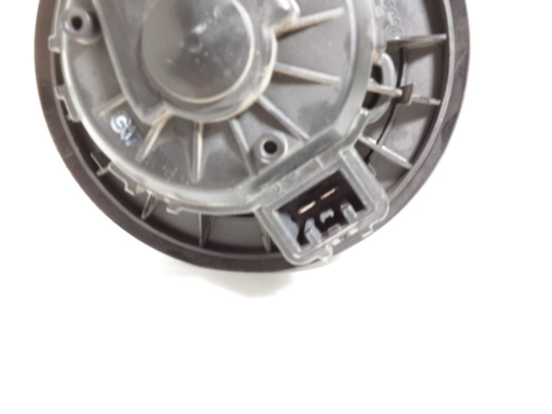 Recambio de motor calefaccion para ford fiesta (cb1) ambiente referencia OEM IAM VP8E2H18456AA 0130115551 