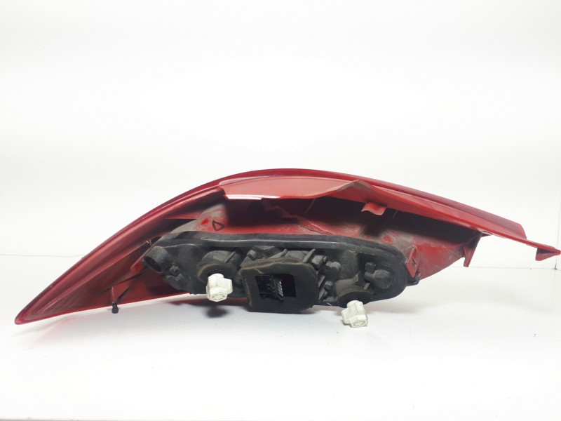 Recambio de piloto trasero derecho para opel corsa d corsavan referencia OEM IAM 13186351 89038961A 368158932