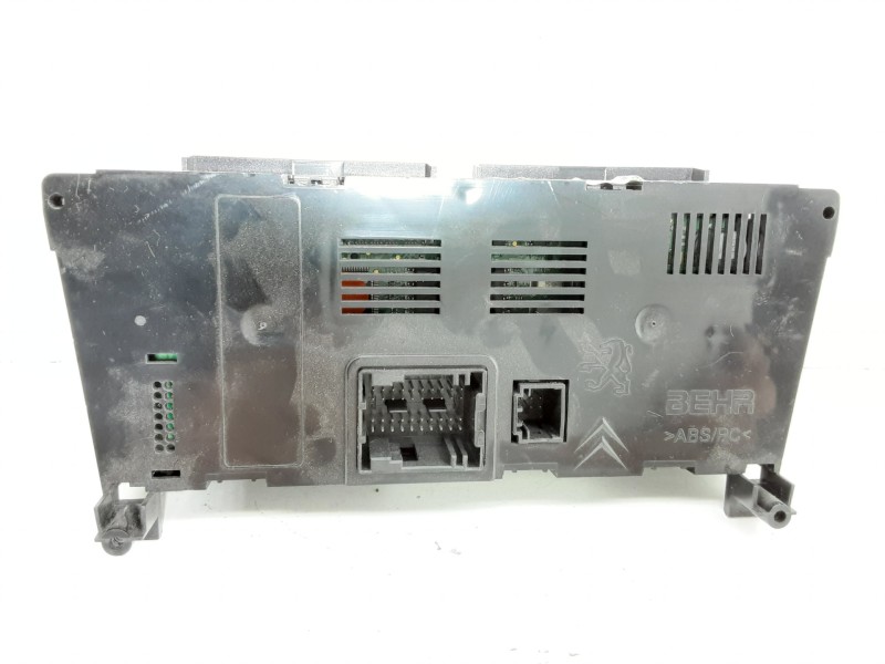 Recambio de mando climatizador para peugeot 5008 confort referencia OEM IAM 96839635XT  