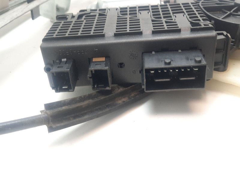 Recambio de elevalunas delantero izquierdo para citroën c4 grand picasso i (ua_) 1.6 hdi referencia OEM IAM 9682495680 400965E  Recambio de elevalunas delantero izquierdo para citroën c4 grand picasso i (ua_) 1.6 hdi referencia OEM IAM 9682495680 400965E