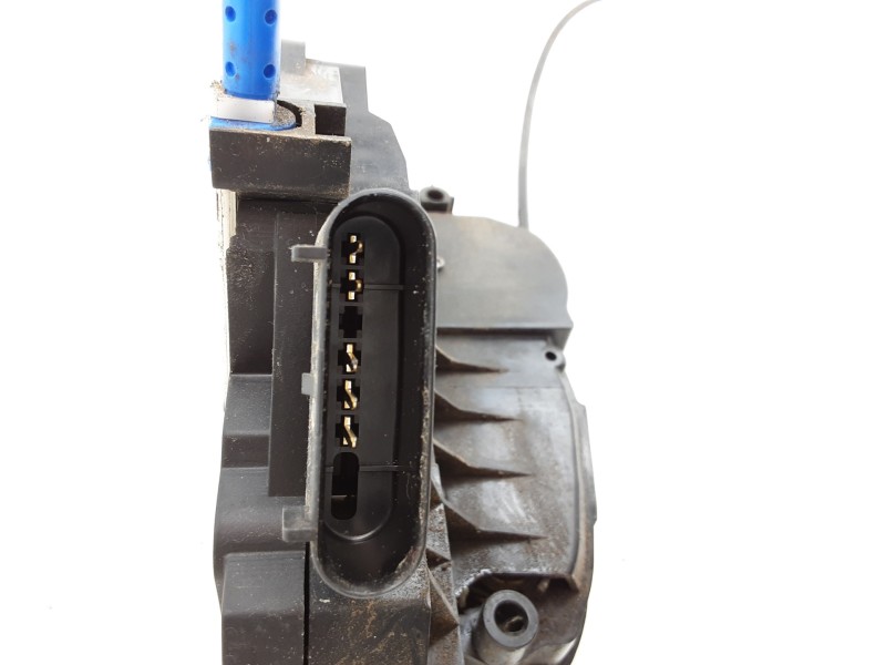 Recambio de cerradura puerta delantera izquierda para ford fiesta (ccn) ambiente referencia OEM IAM AM5AU211813AE  