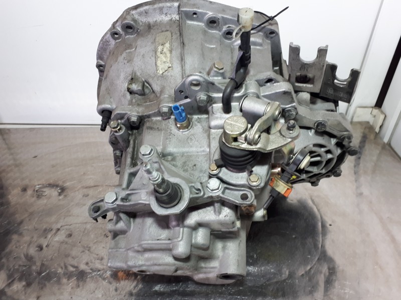 Recambio de caja cambios para renault scenic ii confort authentique referencia OEM IAM ND0002  